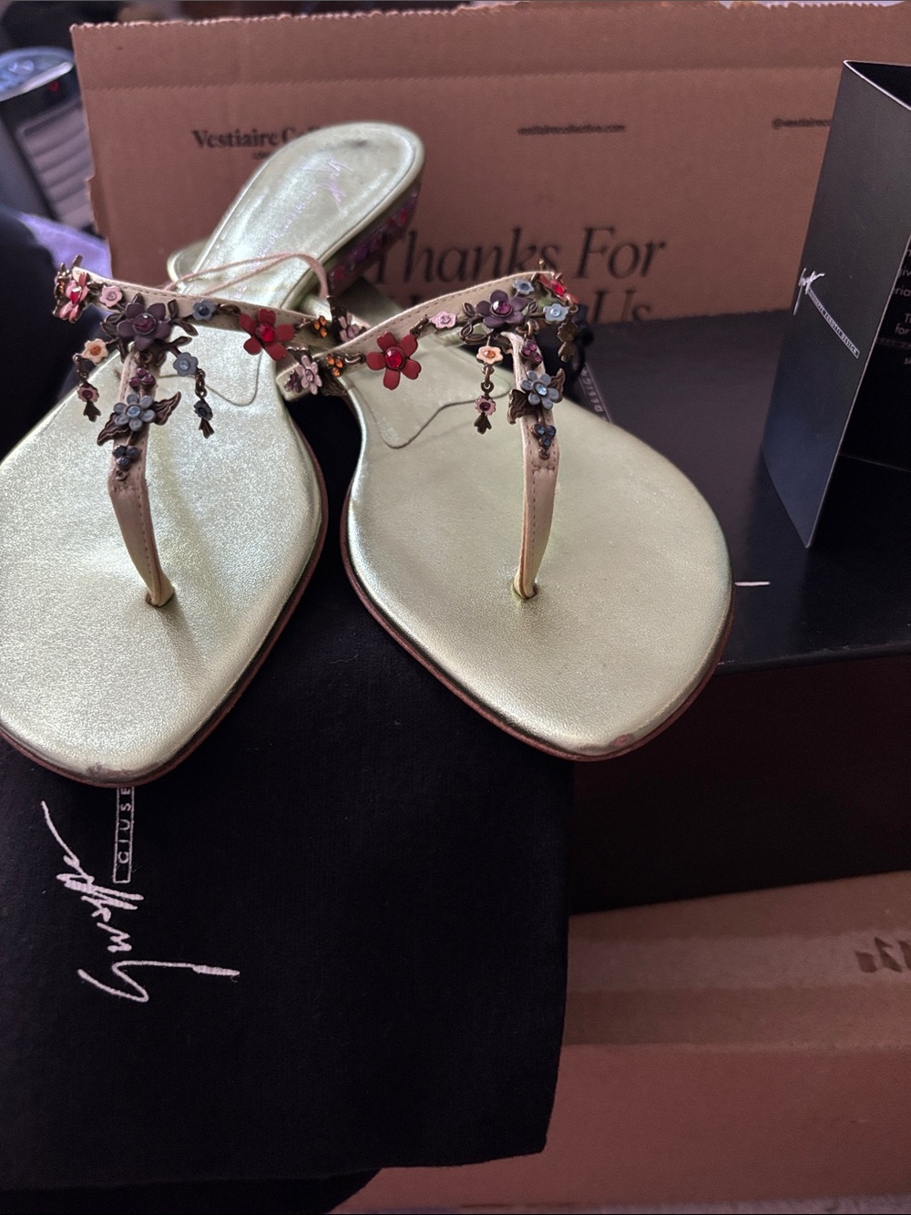 Floral Embellished Metallic Green Thong Sandals - Women